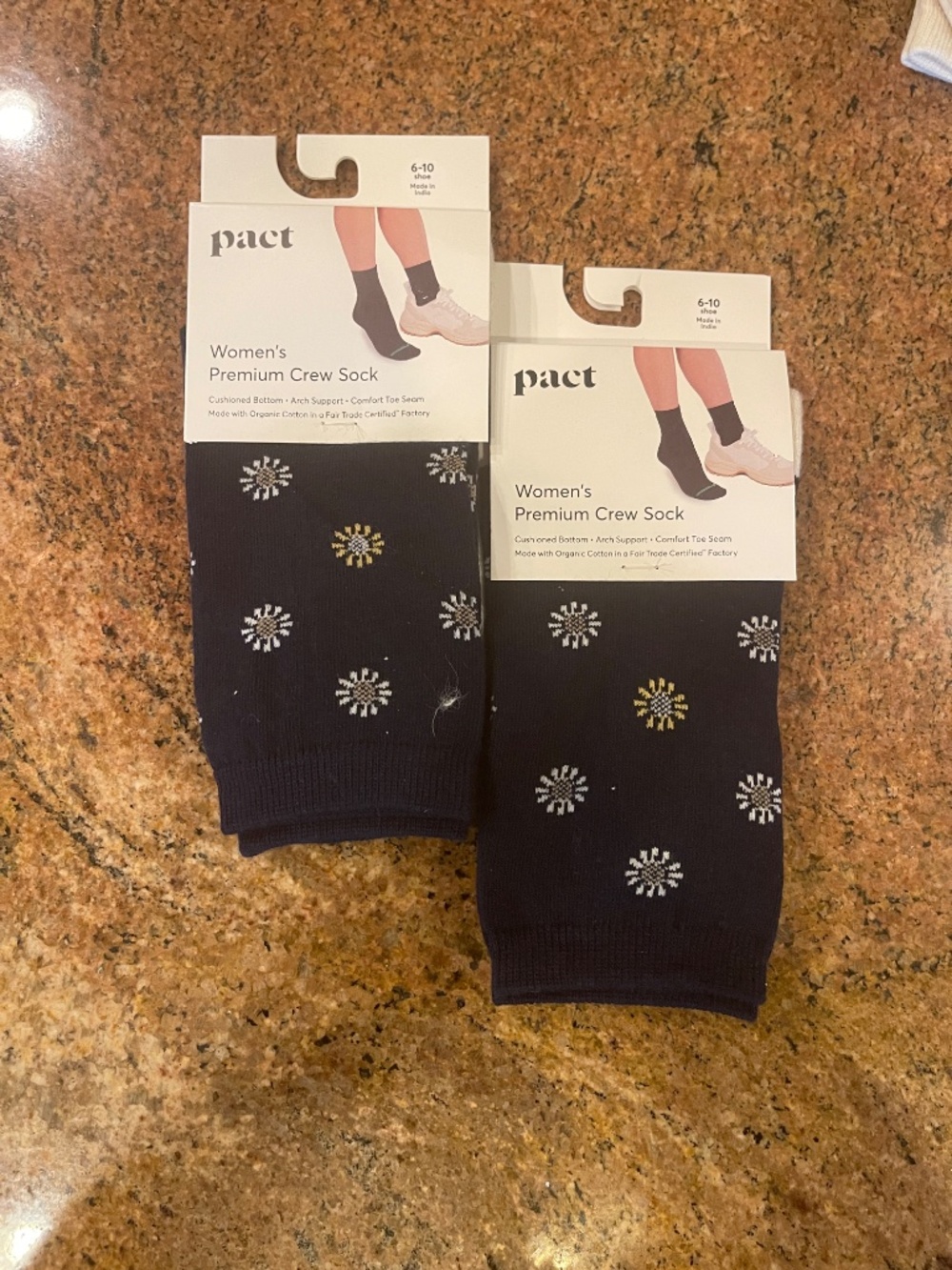 NEW! Pact Navy Daisy  Premium Crew Socks Two Pair NWT!
